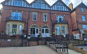 Aaron Accommodation